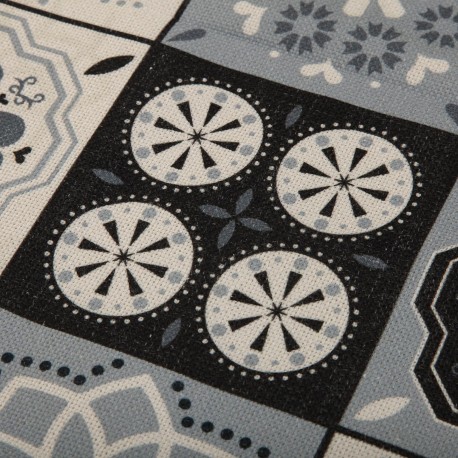 TABLE RUNNER  BLACK MOSAIC