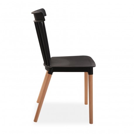 BLACK CHAIR
