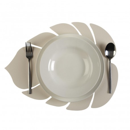 WHITE PLACEMAT
