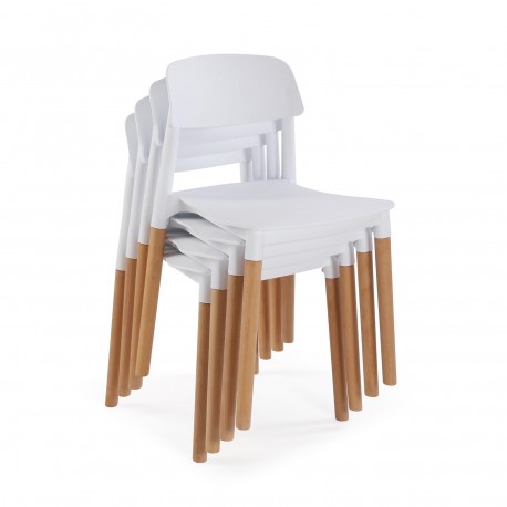 WHITE CHAIR