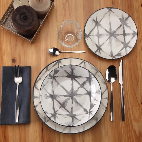 18-PIECE GREY POMPEIA DINNER SET