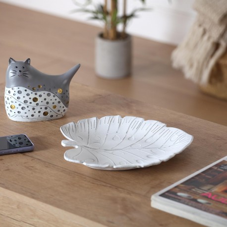 WHITE TROPIAL LEAF CENTERPIECE