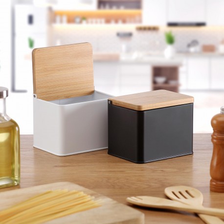 WHITE SALT SHAKER WITH WOODEN LID