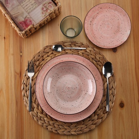 18-PIECE LUA PINK DINNER SET