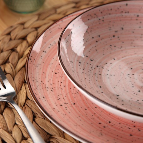 18-PIECE LUA PINK DINNER SET