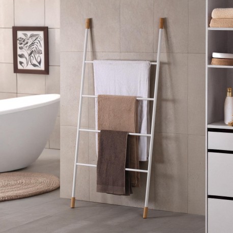 BAMBOO AND METAL TOWEL LADDER