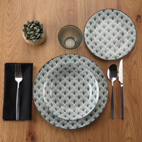 DISHES 18 PIECES