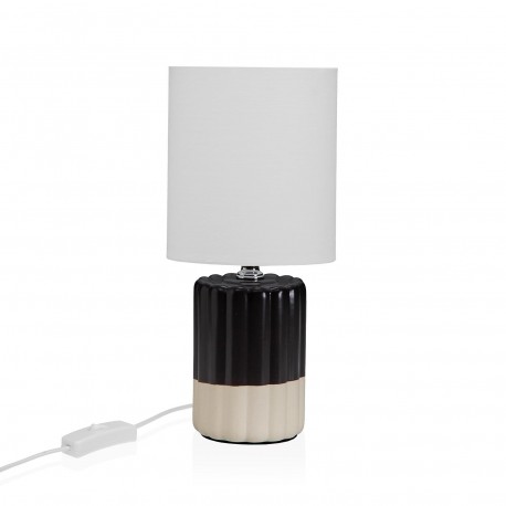 MAUNA LAMP IN DARK