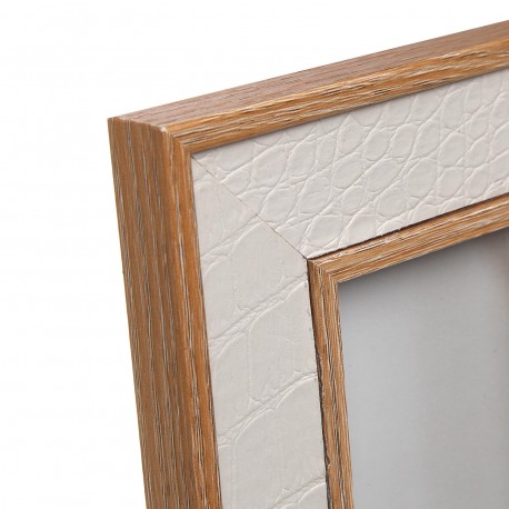WOODEN PHOTO FRAME 10 X 15