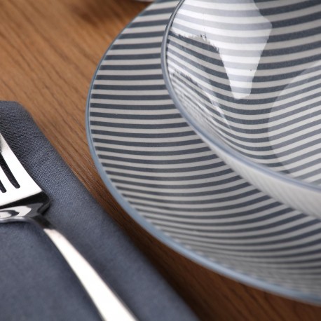 18-PIECE BLUE STRIPED DINNER SET