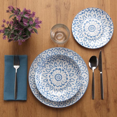 18-PIECE "LOLA" BLUE DINNER SET