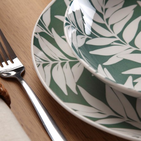 18-PIECE "HILDA" DINNER SET