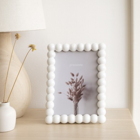 BEADED PHOTO FRAME 13 X 18