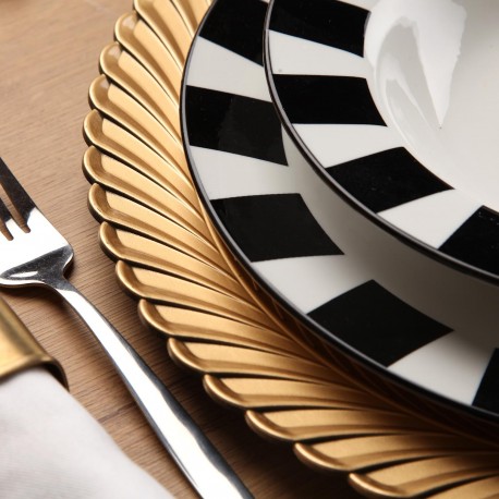 SASHA BLACK 18-PIECE DINNER SET SASHA BLACK 18-PIECE DINNER SET