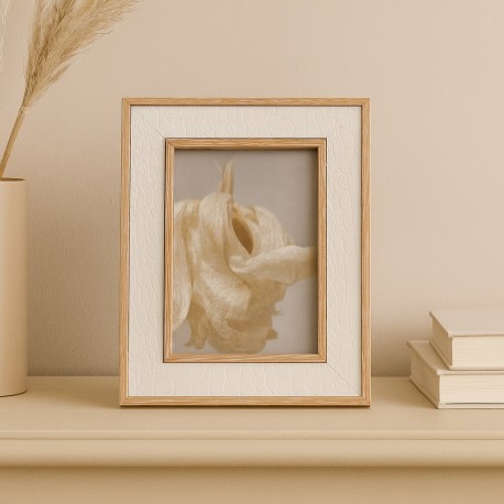 WOOD PHOTO FRAME 10 X 15
