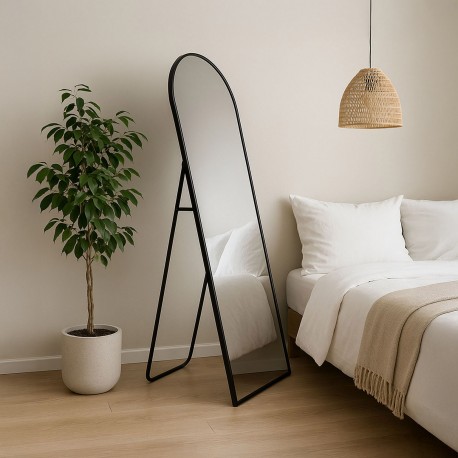 BLACK STANDING MIRROR