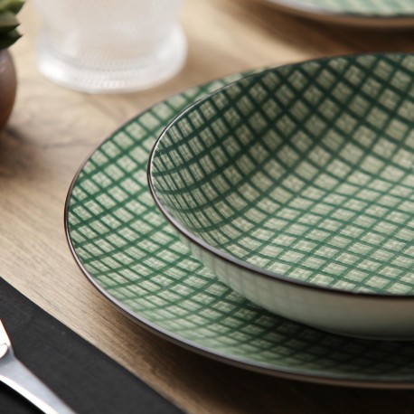 18-PIECE GREEN "CARINA" DINNER SET
